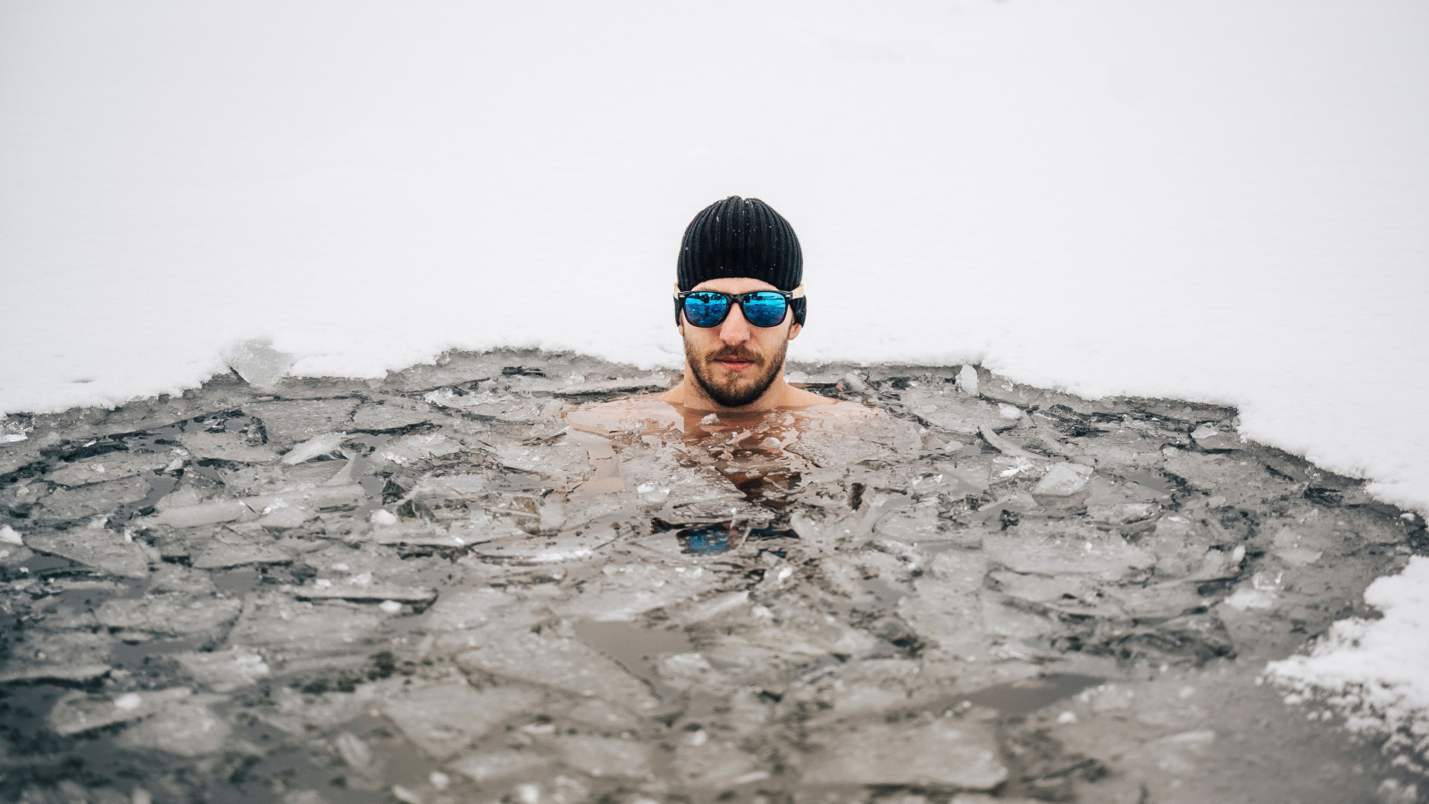 ice-bath-cold-shower-featured-image-barbend.com_